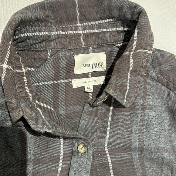 Aritzia Shirt Dress - Picture 2 of 4